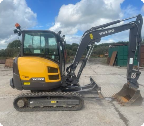 MINI ESCAVADEIRA VOLVO